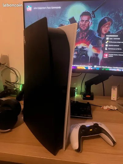 PlayStation 5 + 3 jeux - Très bon état